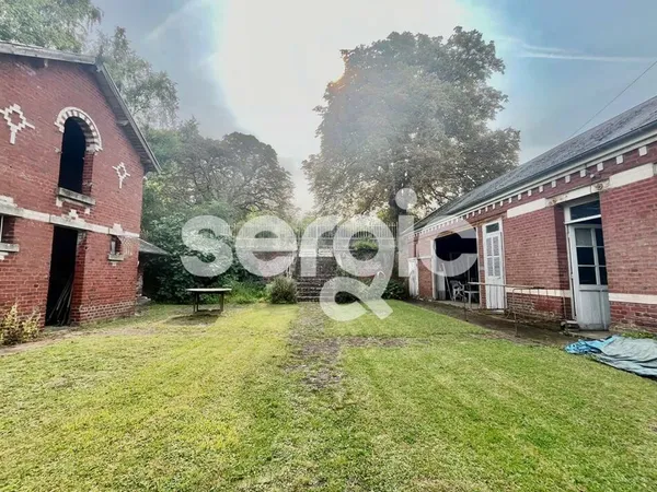 Maison 8 pièces 315 m² 