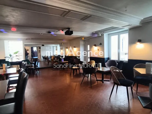 BAR / PUB - PRE EN PAIL 