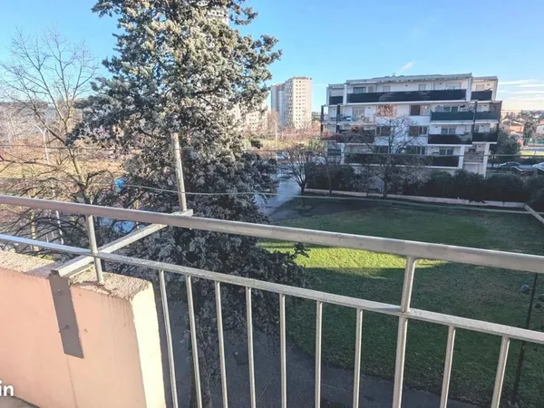 Appartement 5 pièces 84 m² 