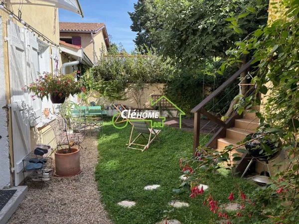 Maison 6 pièces 106 m² 