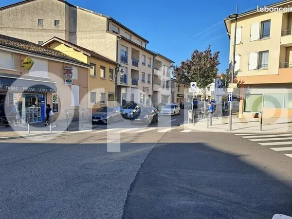 Local commercial 62 m² 