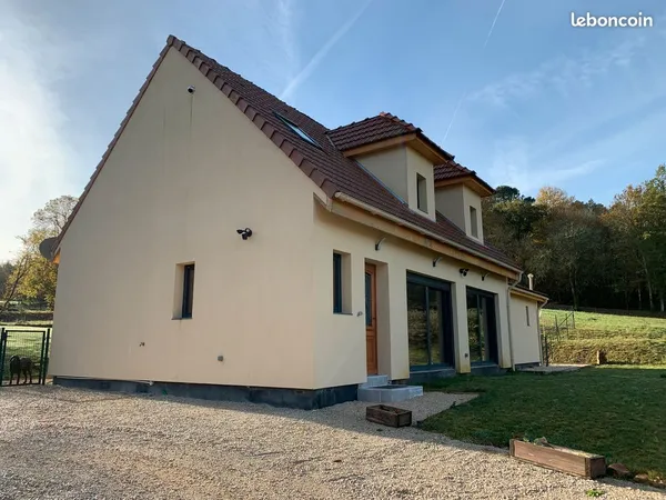 Jolie maison neuve à vendre 