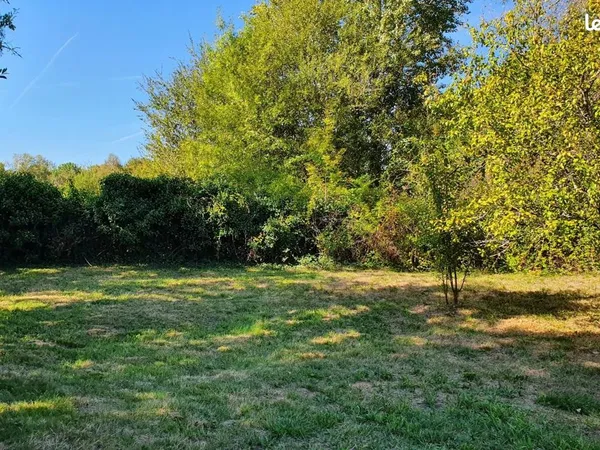 Terrain 1 100 m² Saint Germain Du Puch 