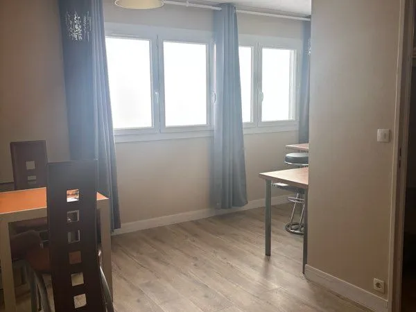 Location F1 meublé 