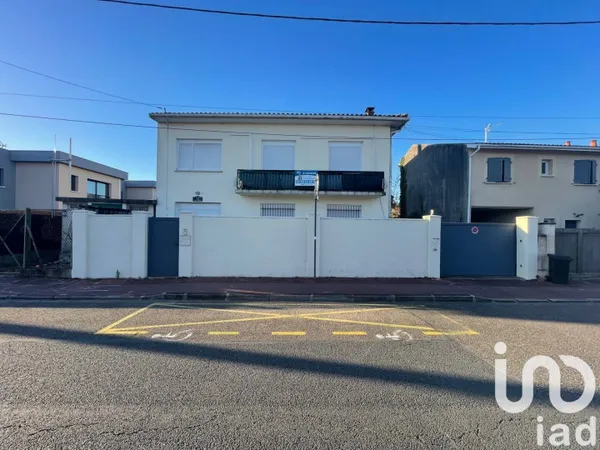 Maison 8 pièces 220 m² 