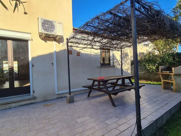 Frontignan, villa T5 sur une parcelle de 363 M² de terrain clos 