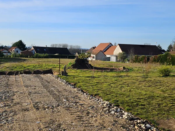 Terrain à vendre à OUROUX SUR SAONE - 1981 m² 