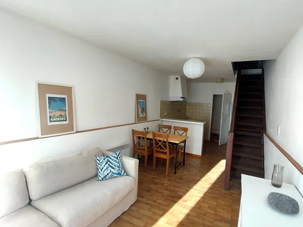 Loue Maison de village meublée 2 pièces centre village à Cadenet - 45m² 