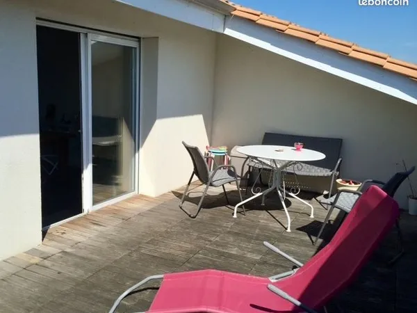 T2 avec grande terrasse 