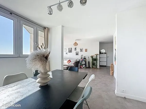 Appartement 5 pièces 102 m² 