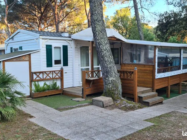 Bungalow dans camping 