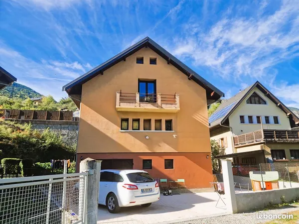 Maison 7 pièces 199 m² 