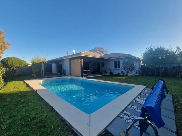 Maison de luxe 5 pièces 121 m² 