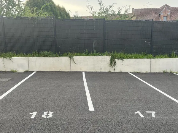 Place de parking sécurisée à louer Lille - Loos 