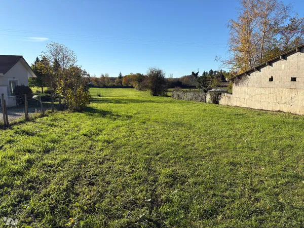 Terrain 2467 m² 