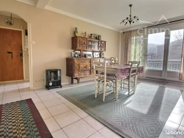 Appartement 4 pièces 66 m² 