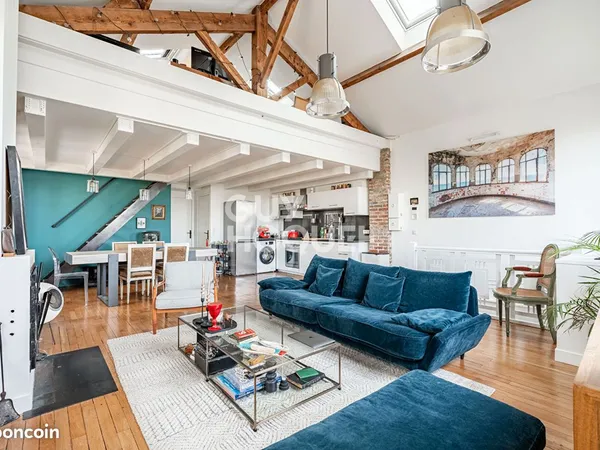 Loft 3 pièces 74 m² 
