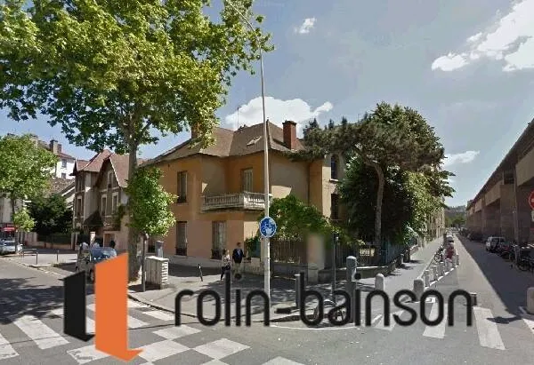 Parking - Garage Location Lyon 8e Arrondissement   60€