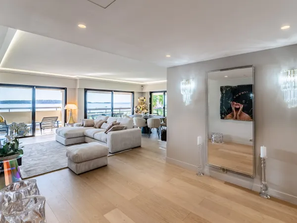 Vends appartement 145m² Cannes Basse-Californie, duplex sublime vue mer - 3 chambres 