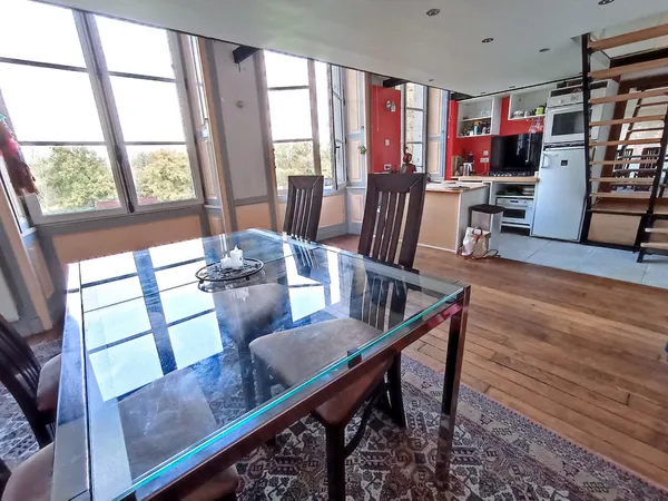 Bel appartement 2 pièces atypique au coeur d'un parc de 10 ha à 5 mns de la Ferté Alais ! 