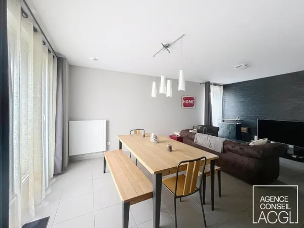 Appartement 3 pièces 84 m² 