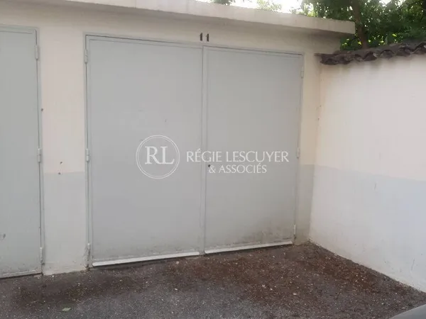 Box de stockage 15 m² 