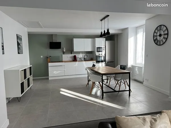 Appartement 6 pièces 122 m² 