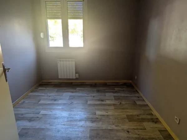 Appartement T3 avec garage et cave à Arc-lès-Gray 