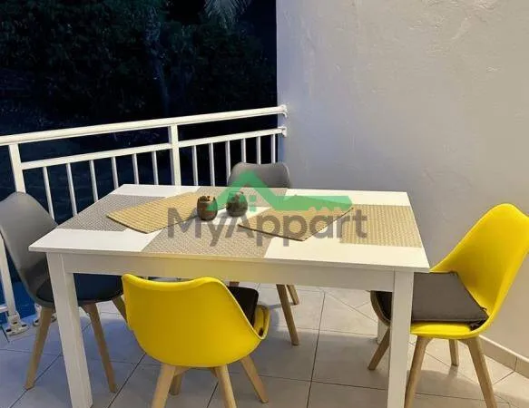 Studio 1 pièce 32 m² 