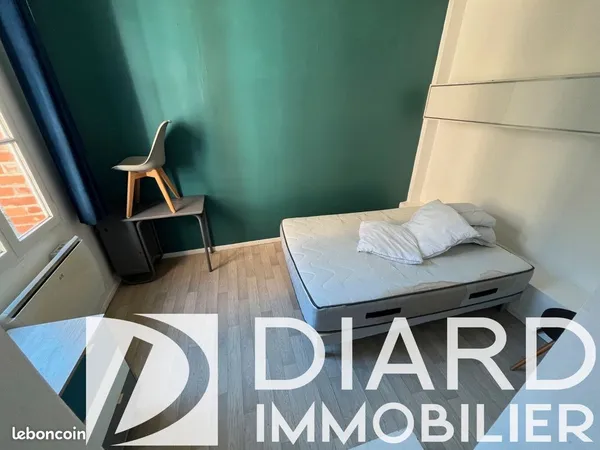 Studio 1 pièce 21 m² 