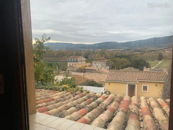 Marseillette T3 petite terrasse au 1er étage 