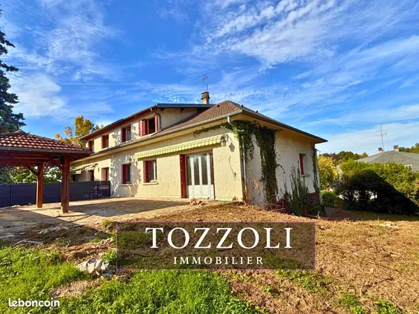 Maison 6 pièces 150 m² 