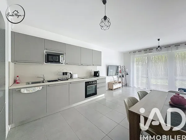 Appartement 3 pièces 64 m² 