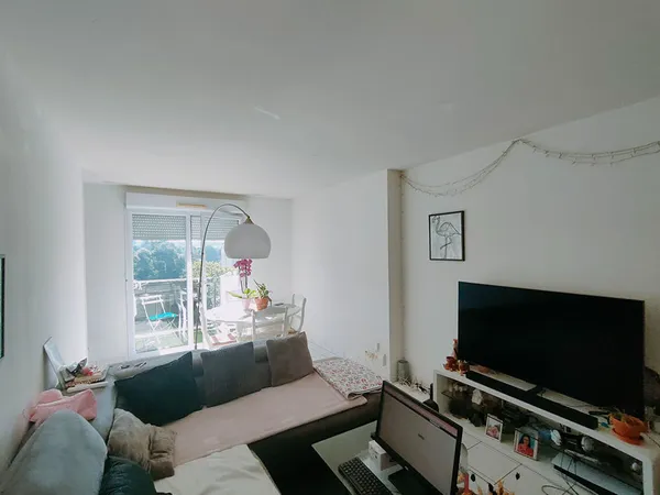 Appartementtype 3 au dernier étage - LA ROCHE SUR YON 