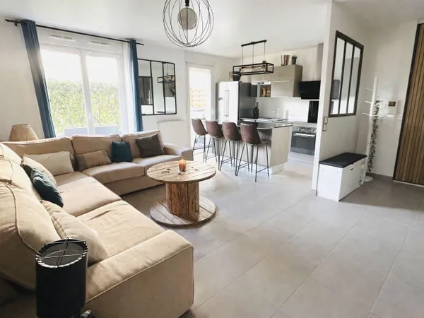 Rare sur le secteur : 64,63 m² avec grand extérieur et parking 