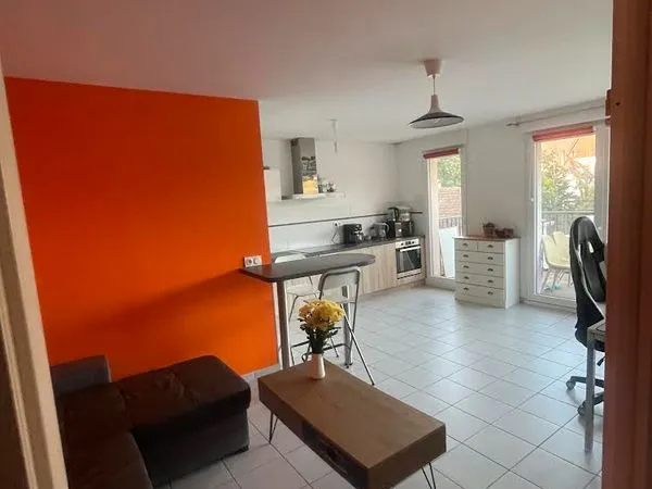 Appartement loué - 2 pièces avec garage et balcon 