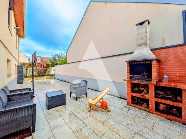 Maison 8 pièces 131 m² 