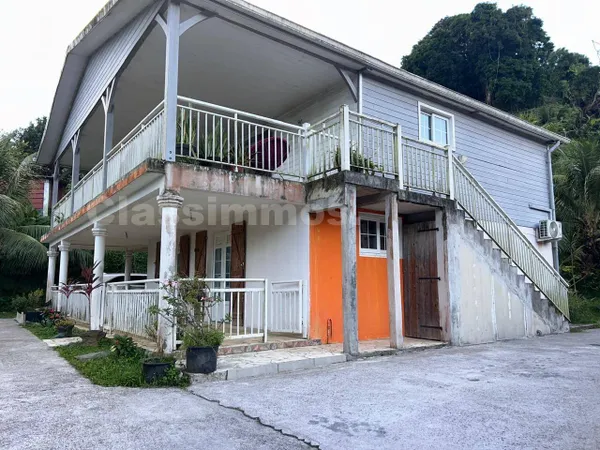 Maison 8 pièces 150 m² 