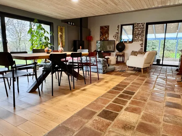 Maison 7 pièces 194 m² 