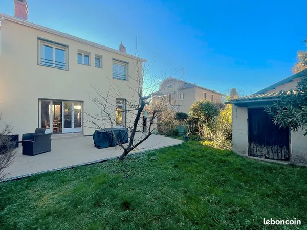 Maison 5 pièces 118 m² 