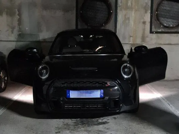 Parking 13 m² 