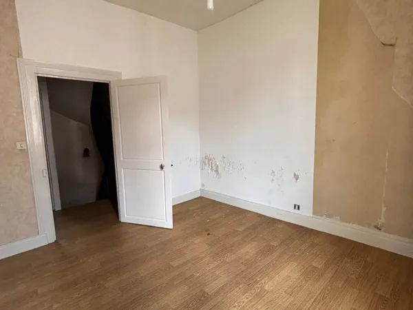 Maison 7 pièces 121 m² 