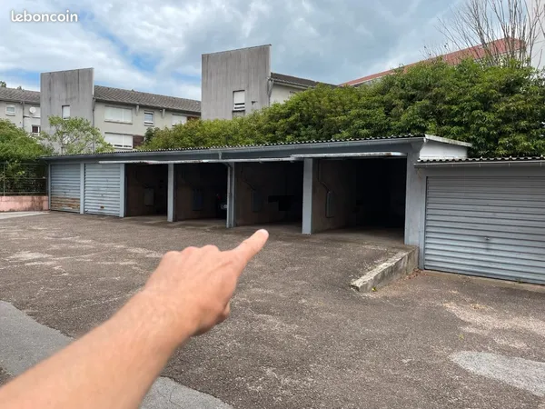 Garage 4 rue de Verdun 