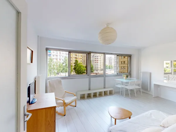 STUDIO VENDUE LOUÉ ET MEUBLÉ 25,77 m² 