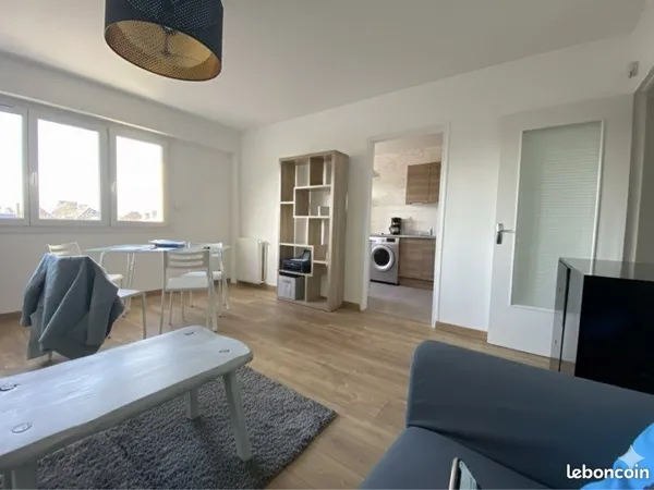 APPARTEMENT 45m2 location meublé DISPONIBLE 