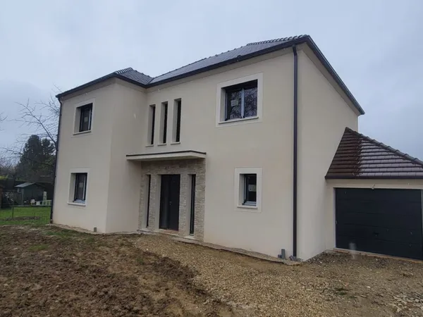 Terrain à bâtir de 745 m² à TAVERNY (95) 