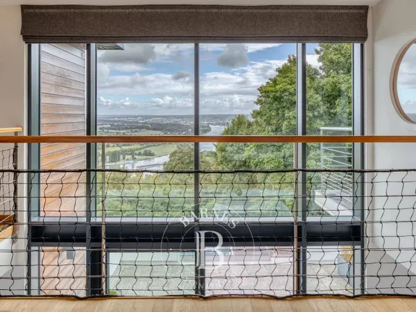 Maison 8 pièces 294 m² 