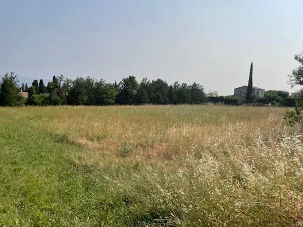 Terrain 408 m² 