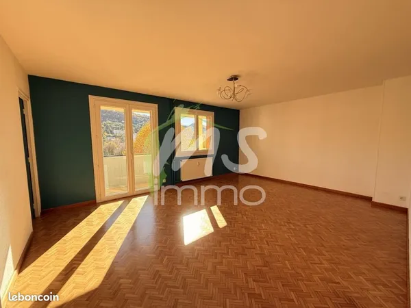 Appartement 4 pièces 84 m² 