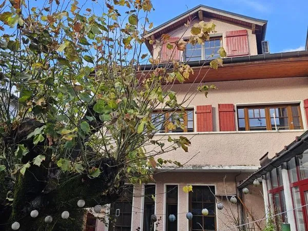 Appartement 6 pièces 113 m² 